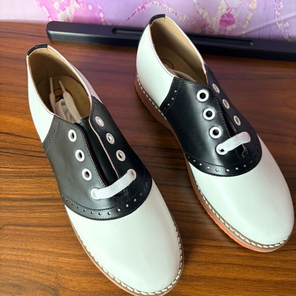 Kesco 4667 Girls 3.5 B Classic Leather White Black Oxford Saddle Shoes NIB - Picture 8 of 12
